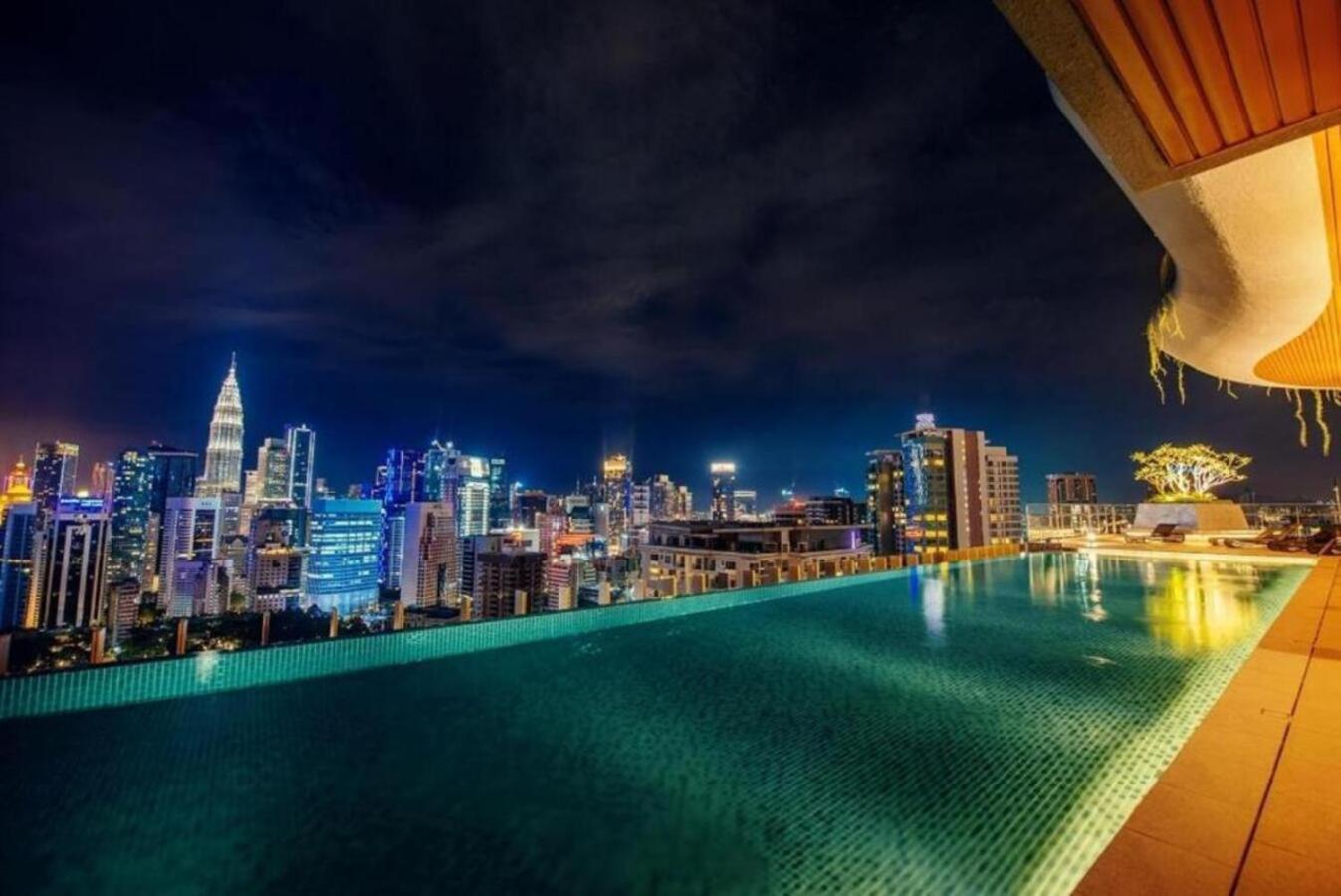 Ceylonz Suites, Casa For Your Holiday Kuala Lumpur Bagian luar foto